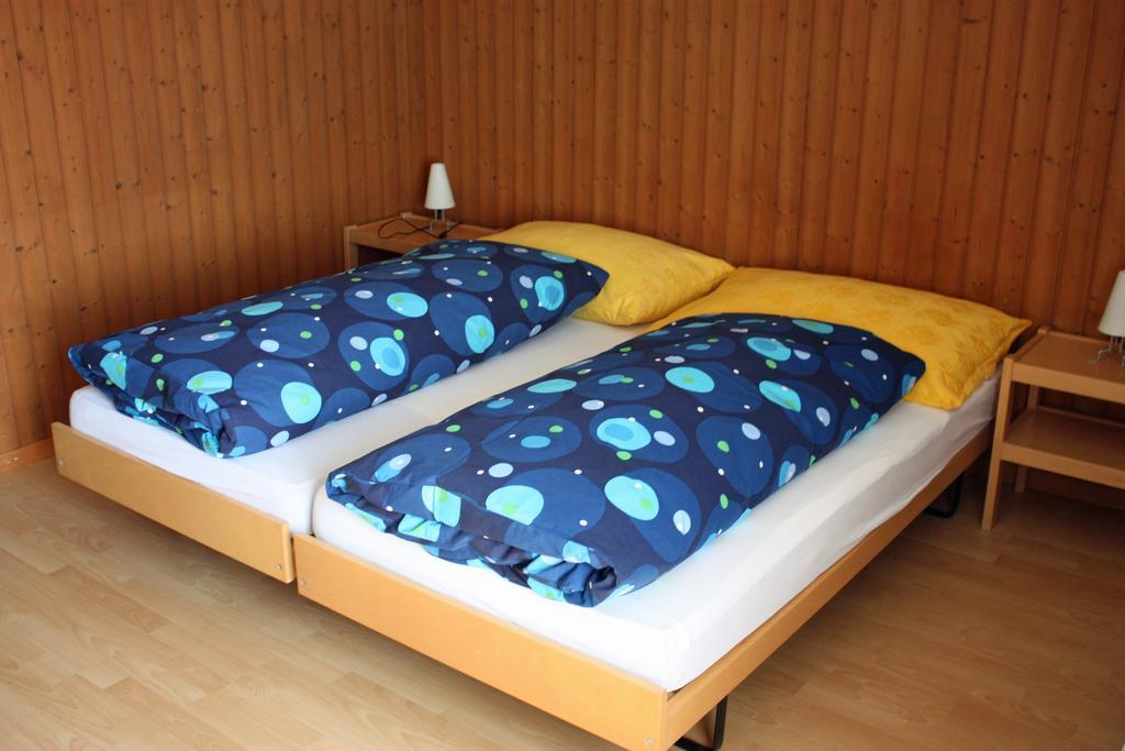 Hotel Restaurant Koi-Gartenteich Hausernmoos Номер фото