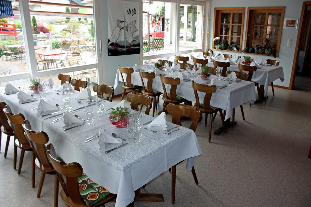Hotel Restaurant Koi-Gartenteich Hausernmoos Экстерьер фото